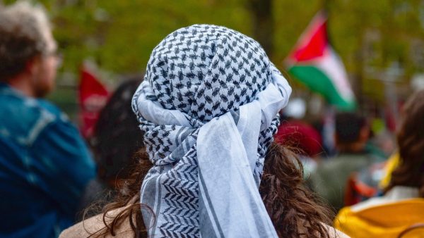 Know your Keffiyeh: Charting Culture and Political Fashion through the Palestinian Piece of Resistance